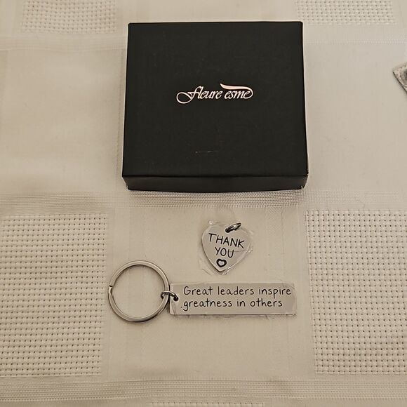 Fleure Esme Heart Friendship Keychain Silver - Picture 15 of 16